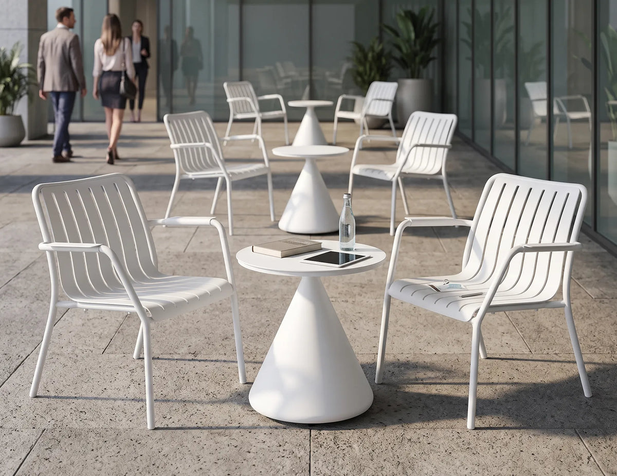 Roku Outdoor Lounge Chair