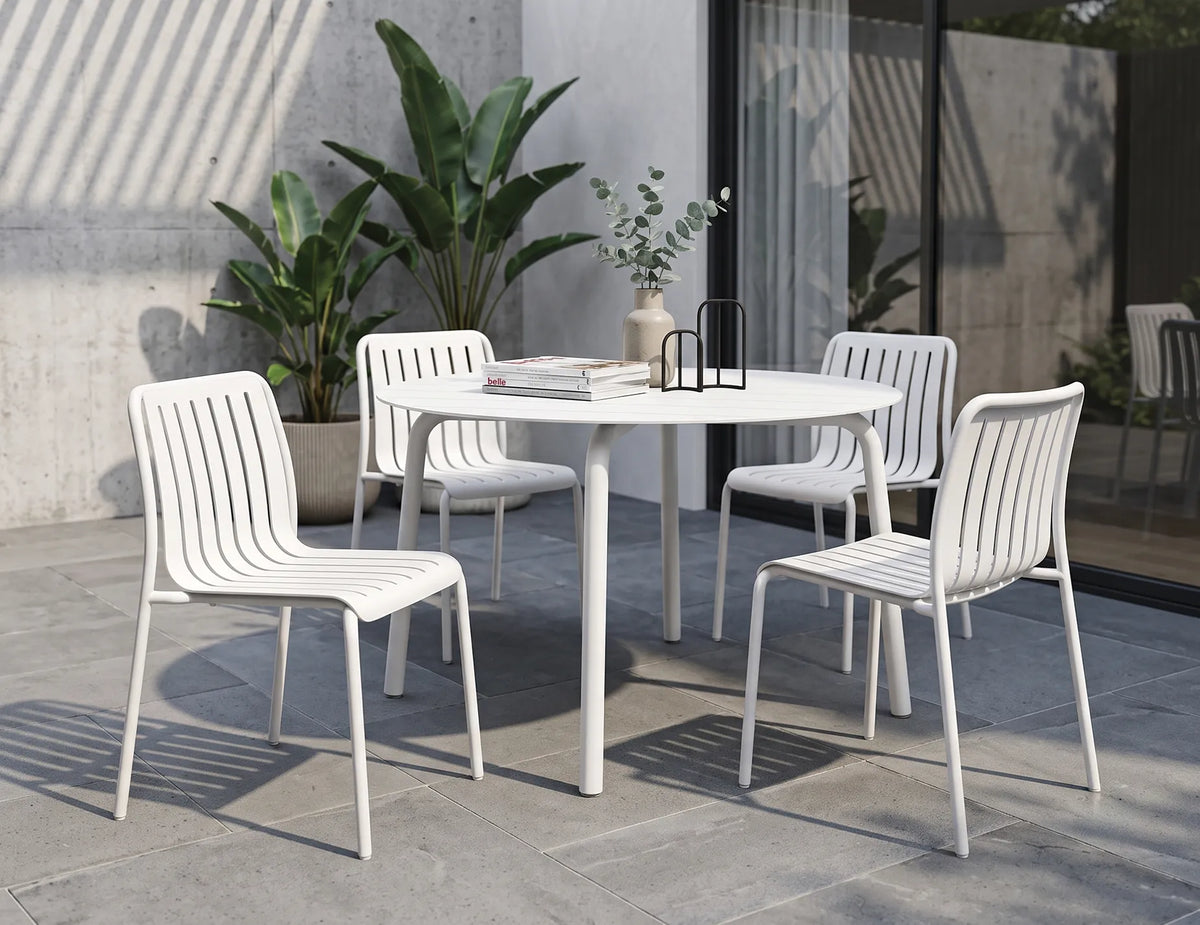 Roku 120cm Outdoor Round Dining Table