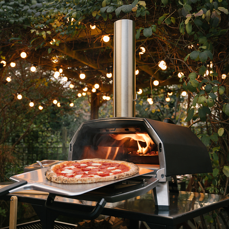 Ooni Karu 16 Multi-Fuel Pizza Oven garden